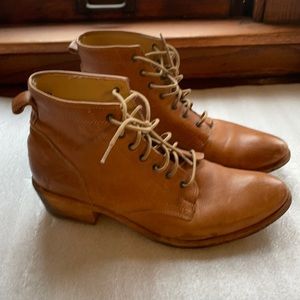 Frye mid heel lace up leather boots